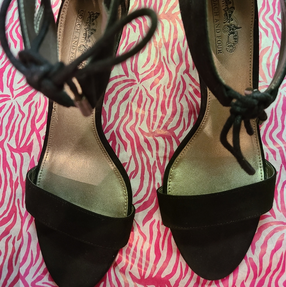 Womens Shoe